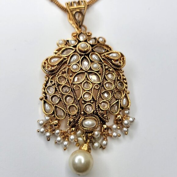 Ethnic Antique Gold Tone Pendant - Picture 12 of 14